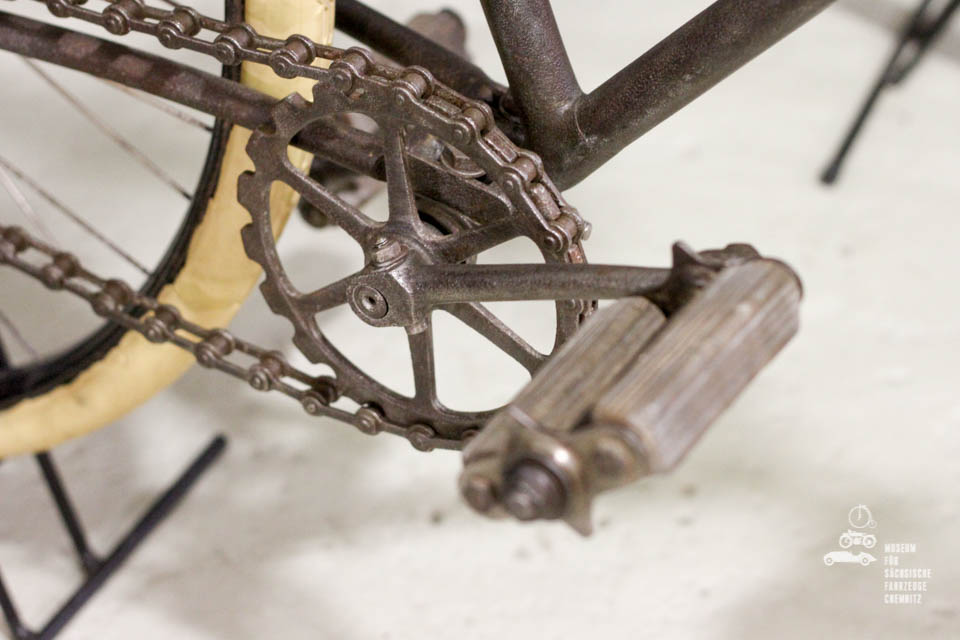 Von Alurahmen bis Zweigangnabe – Besondere Fahrradkonstruktionen aus 200 Jahren