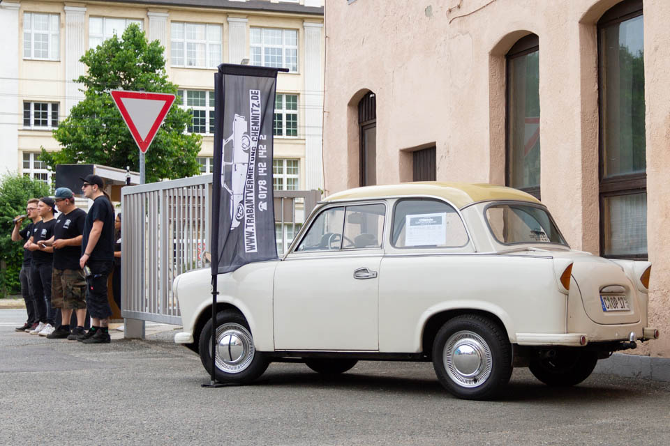 Trabant vorm Museum