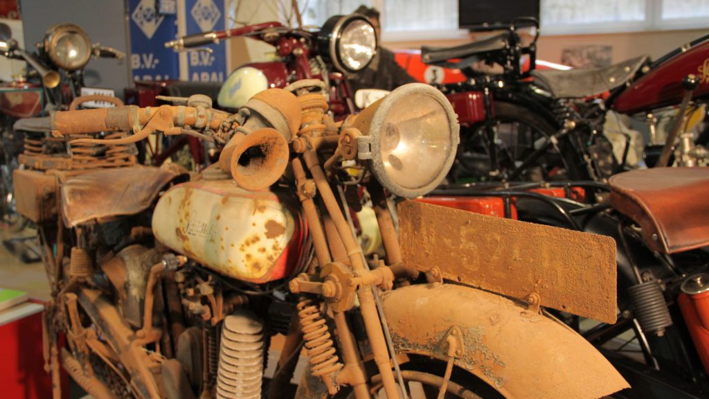 Schüttoff Motorrad Fund im originalem Zustand
