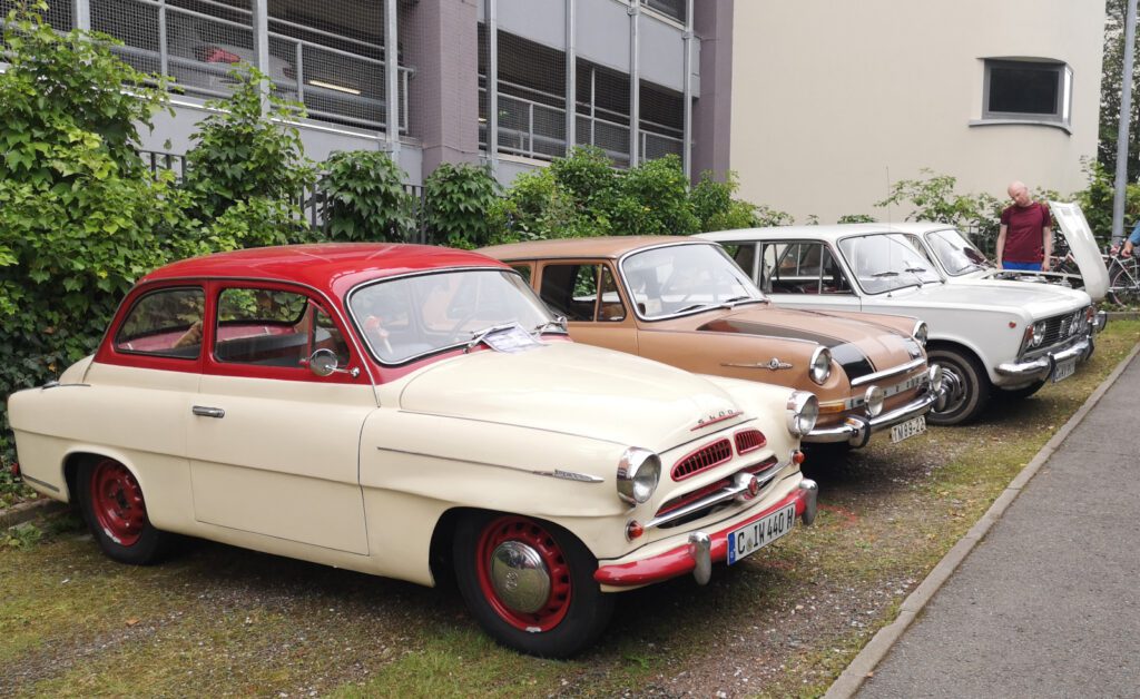 Oldtimer-Fahrzeugtreffen zu "Fritz 50". Foto: Kathy Eichholz